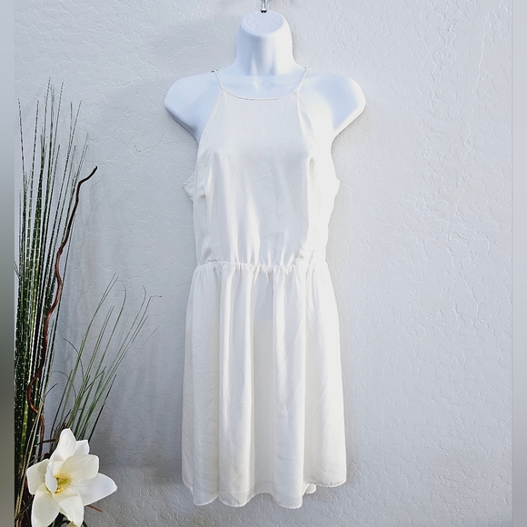 BCBGeneration Dresses & Skirts - NWT BCBGeneration Off White Cream Open Back Midi Dress Size 8 Sleeveless